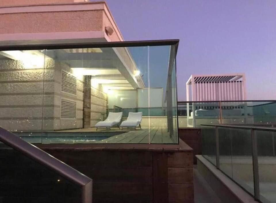 Exclusive Top Luxury Penthouse Near The Sea With Privat Roof-Pool Apartment Eilat Exterior photo